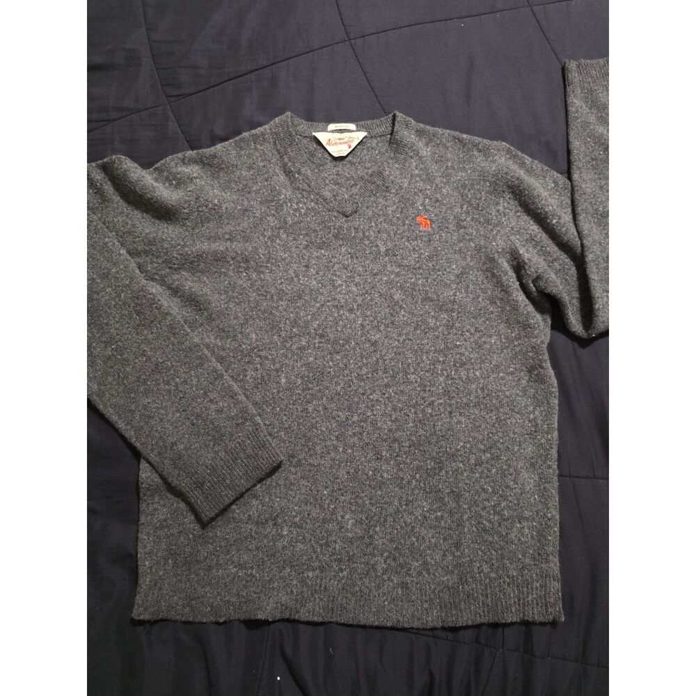 Vintage Abercrombie & Fitch Wool Blend Muscle V-Neck Sweater (Large)